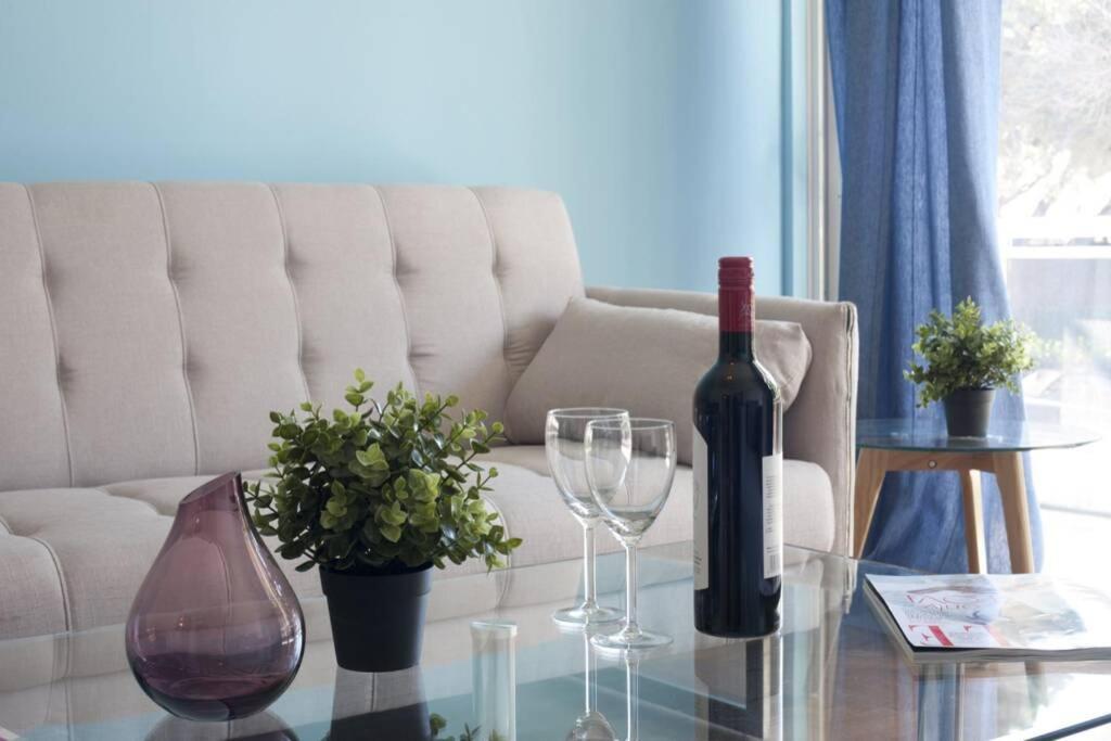 Palaio Faliro, A Bright And Spacious Apartment Atena Exterior foto