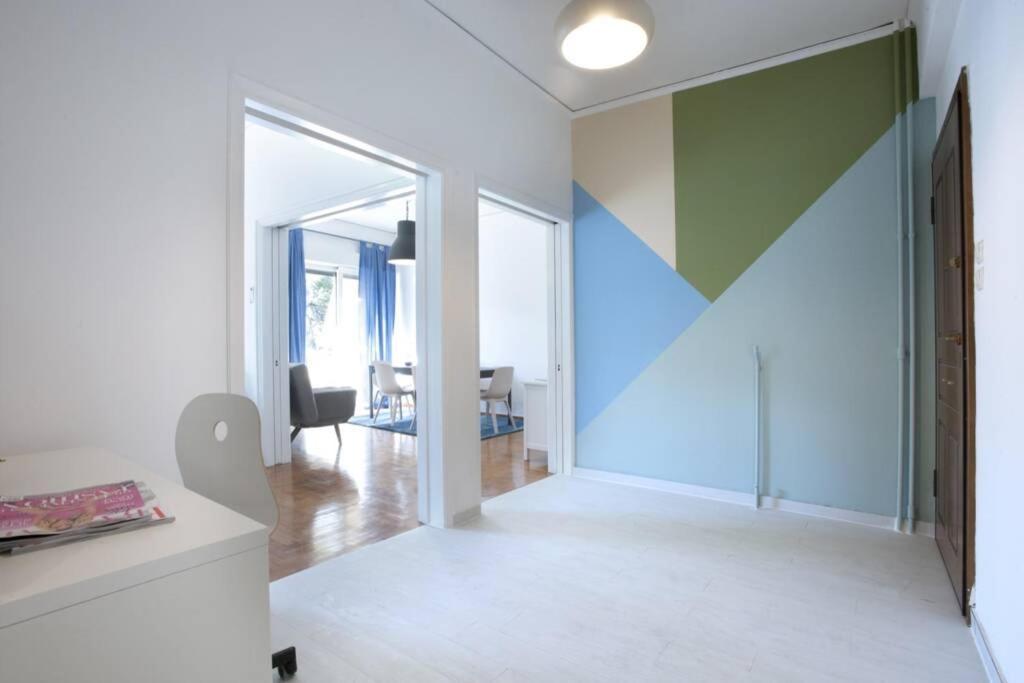 Palaio Faliro, A Bright And Spacious Apartment Atena Exterior foto